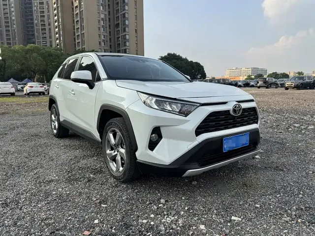2021 Toyota RAV4 2.0L CVT 2WD Fashion