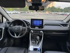 2021 Toyota RAV4 2.0L CVT 2WD Fashion, белый — фото 7