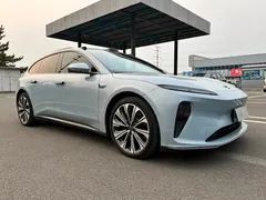 2023 Nio ET5T 75kWh Touring, синий — фото 3