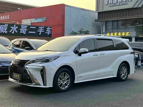 2023 Toyota Sienna 2.5L Hybrid Comfort