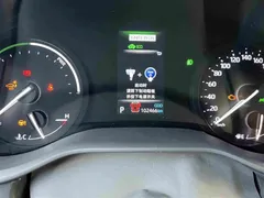 2023 Toyota Sienna 2.5L Hybrid Comfort, белый — фото 8