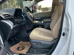 2023 Toyota Sienna 2.5L Hybrid Comfort, белый — фото 11