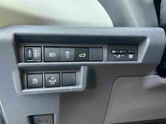 2023 Toyota Sienna 2.5L Hybrid Comfort, белый — фото 15
