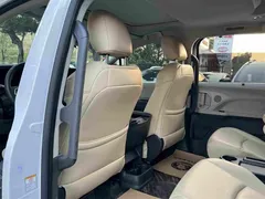 2023 Toyota Sienna 2.5L Hybrid Comfort, белый — фото 17