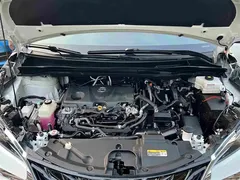 2023 Toyota Sienna 2.5L Hybrid Comfort, белый — фото 24