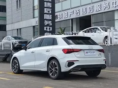 2021 Audi A3 Sportback 35 TFSI, белый — фото 12