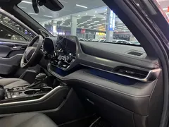 2022 Toyota Crown Kluger 2.0T 4WD, чёрный — фото 12