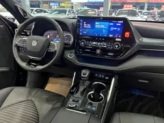 2022 Toyota Crown Kluger 2.0T 4WD, чёрный — фото 13