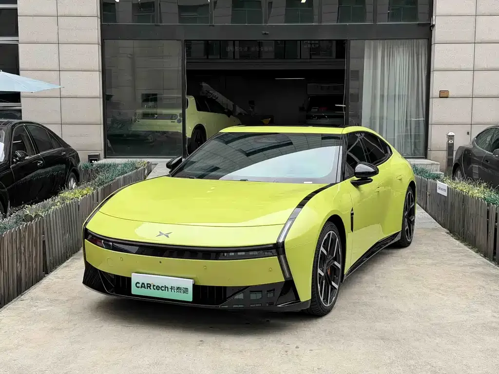 2025 Xpeng P7 702 Ultra