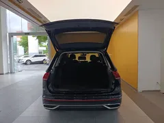 2022 Volkswagen Tiguan L 330TSI AT 2WD, чёрный — фото 28
