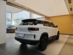 2020 Geely ICON 1.5TD i6, белый — фото 30