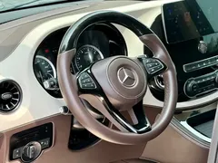 2021 Mercedes-Benz Vito 2.0T Elite 7-seat, чёрный — фото 24