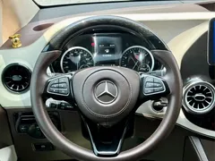 2021 Mercedes-Benz Vito 2.0T Elite 7-seat, чёрный — фото 39