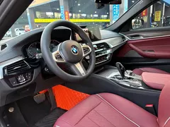 2022 BMW 5 Series 5 530Li xDrive M, чёрный — фото 4