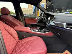 2022 BMW X5 30Li M, чёрный — фото 12