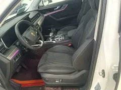 2022 Hongqi HS5 2.0T, белый — фото 15