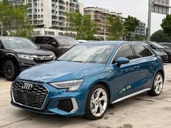 2022 Audi A3 Sportback 35 TFSI, синий — фото 1
