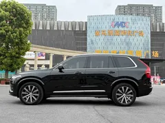 2022 Volvo XC90 B6 Sport 7, чёрный — фото 4