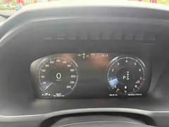 2022 Volvo XC90 B6 Sport 7, чёрный — фото 7