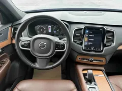 2022 Volvo XC90 B6 Sport 7, чёрный — фото 10
