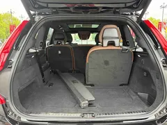2022 Volvo XC90 B6 Sport 7, чёрный — фото 15