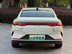 2025 BYD Qin L EV 545km Excellence, белый — фото 15