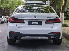 2022 BMW 5 Series 5 525Li M, белый — фото 14