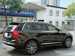 2021 Volvo XC90 B6 Luxury 7, чёрный — фото 7