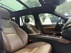 2021 Volvo XC90 B6 Luxury 7, чёрный — фото 12