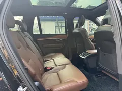 2021 Volvo XC90 B6 Luxury 7, чёрный — фото 15