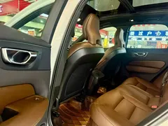 2024 Volvo XC60 4WD Zhiyuan Luxury, белый — фото 14