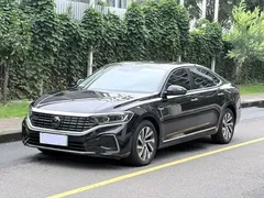 2023 Volkswagen Passat 430PHEV Hybrid Luxury, чёрный — фото 1