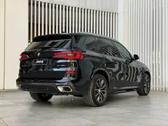 2022 BMW X5 xDrive 30Li M, чёрный — фото 9