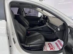 2022 Hyundai Elantra 1.5L CVT GLX Elite, белый — фото 17