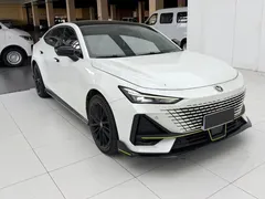 2022 Changan UNI-V 1.5T Sport, белый — фото 3