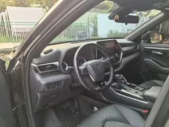 2021 Toyota Crown Kluger 2.5L HEV 4WD Luxury, чёрный — фото 12