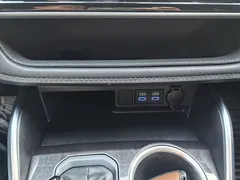 2021 Toyota Crown Kluger 2.5L HEV 4WD Luxury, чёрный — фото 24