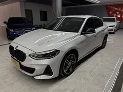 2022 BMW 1 Series 1 120i M, белый — фото 1