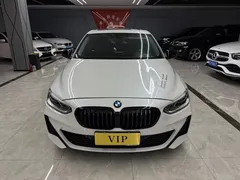 2022 BMW 1 Series 1 120i M, белый — фото 2