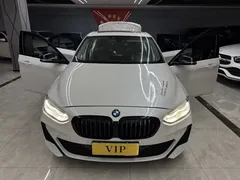 2022 BMW 1 Series 1 120i M, белый — фото 18