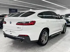 2021 BMW X4 xDrive 25i M, белый — фото 6