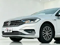 2021 Volkswagen Sagitar 280TSI DSG — фото 8