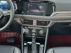 2021 Volkswagen Sagitar 280TSI DSG — фото 18