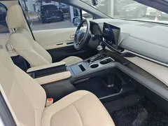 2021 Toyota Sienna 2.5L Hybrid Supreme, белый — фото 13