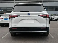 2021 Toyota Sienna 2.5L Hybrid Supreme, белый — фото 17