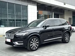 2022 Volvo XC90 B6 Luxury 7, чёрный — фото 1