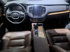 2022 Volvo XC90 B6 Luxury 7, чёрный — фото 6