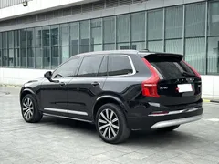 2022 Volvo XC90 B6 Luxury 7, чёрный — фото 10