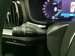 2023 Volvo S60 B4 Luxury, белый — фото 21