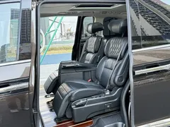 2019 Honda Elysion 2.0L Hybrid Supreme — фото 9